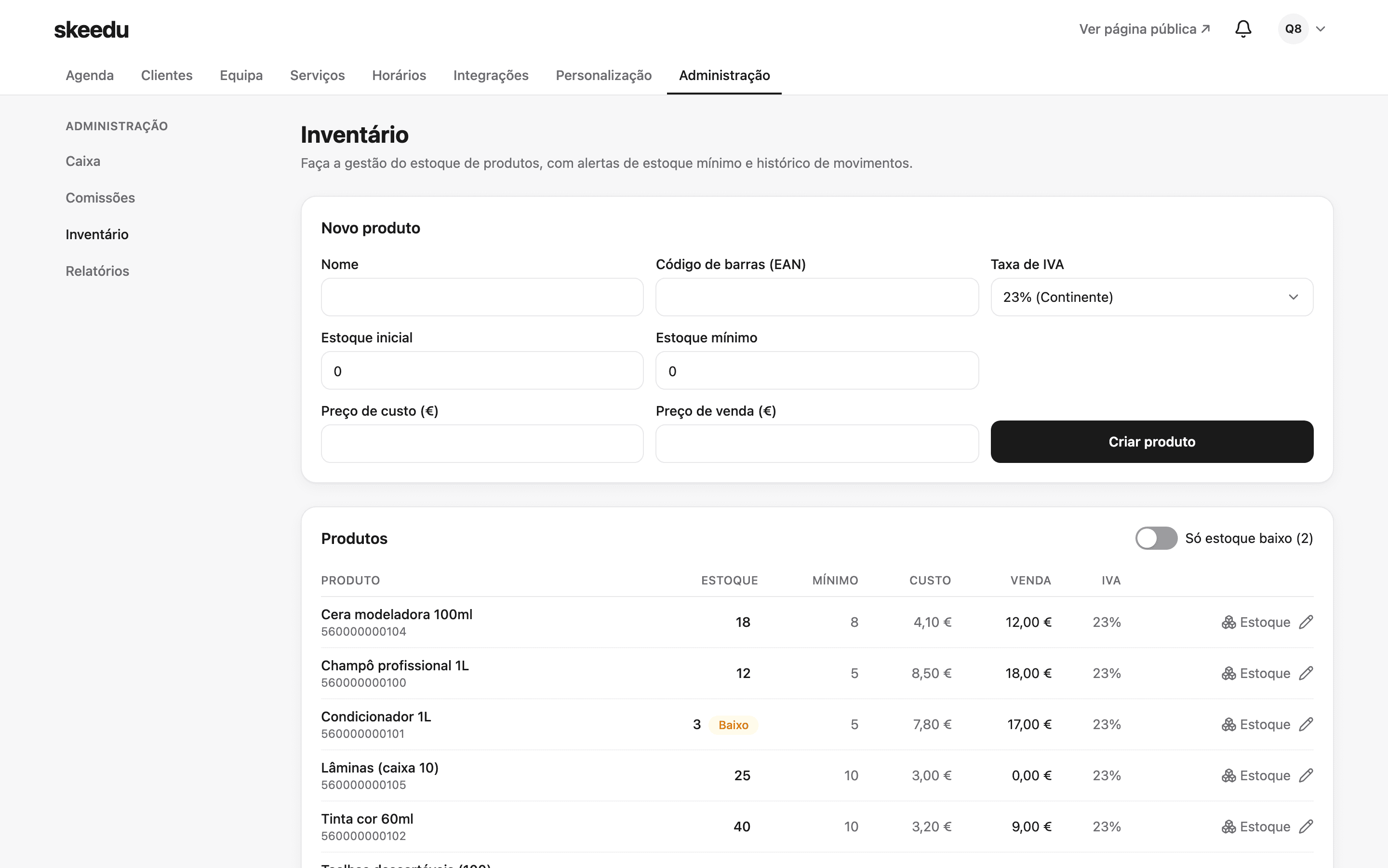 Gestão de inventário com alertas de estoque baixo.